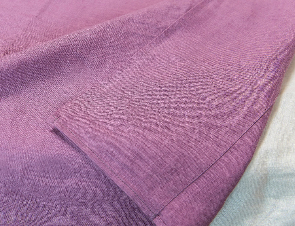 Lněný přehoz Deep Rose – elegantní přírodní luxus pro váš domov