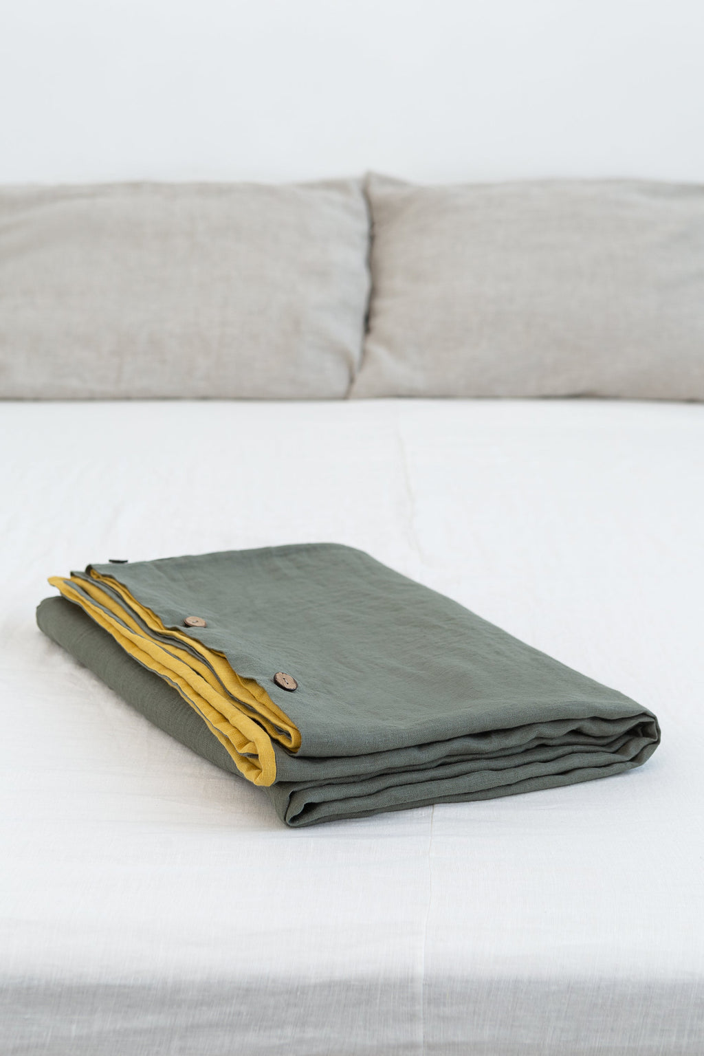Oboustranné lněné povlečení Honey & Safari Green