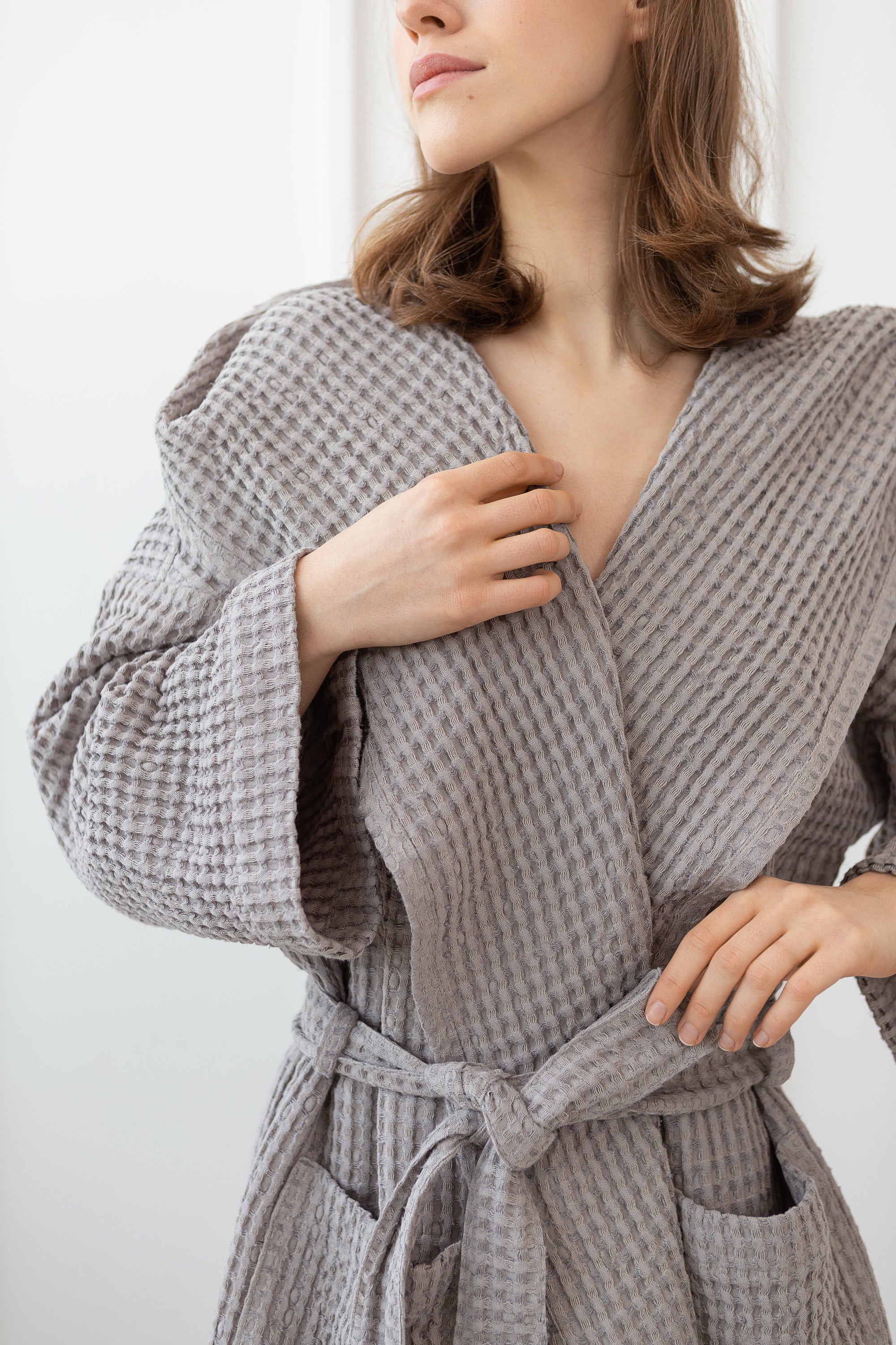 Lněný vaflový župan s kapucí Plum – luxusní pohodlí a elegantní wellness styl