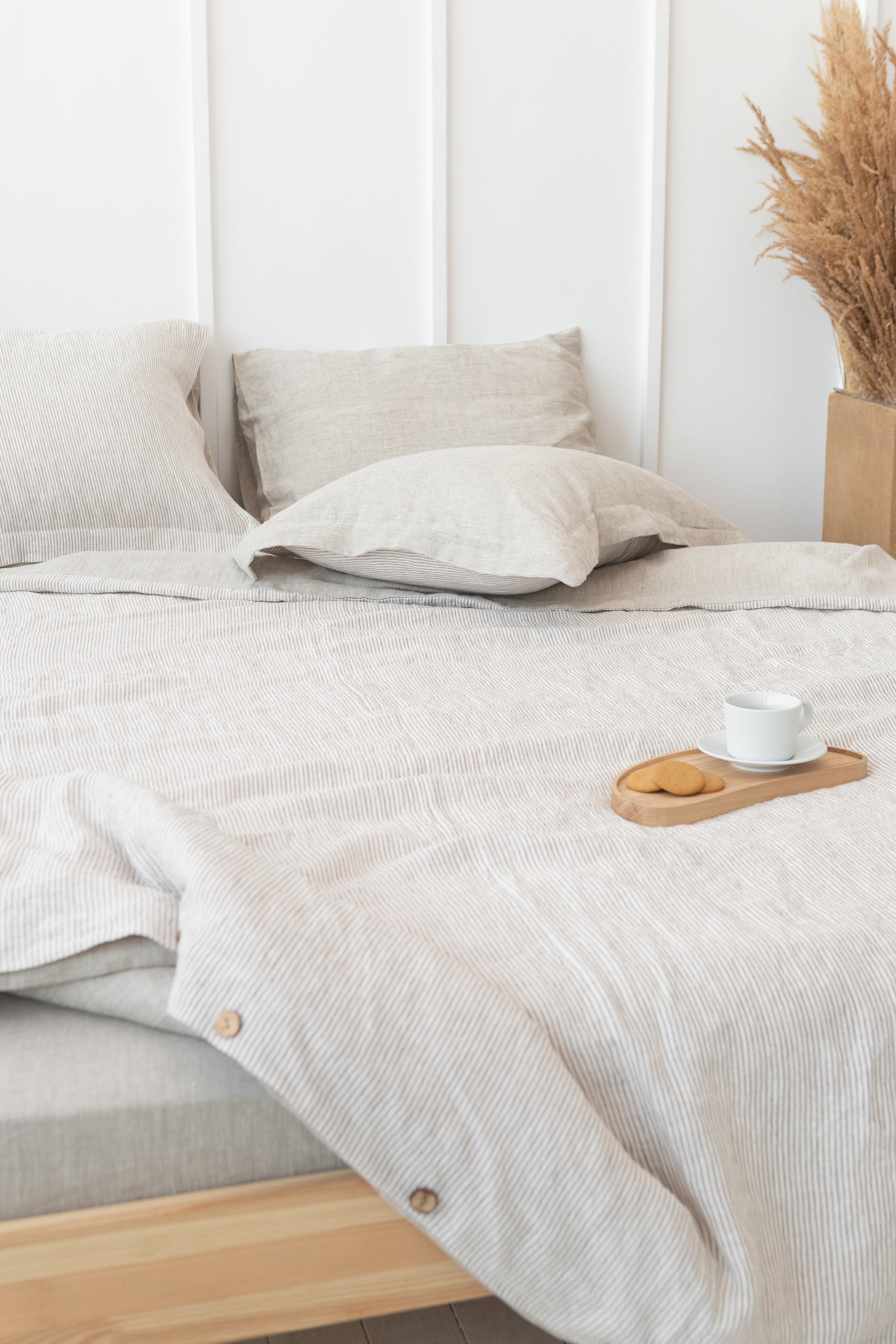 Lněný Oxford povlak na polštář Striped Beige – nadčasová elegance v přírodních tónech