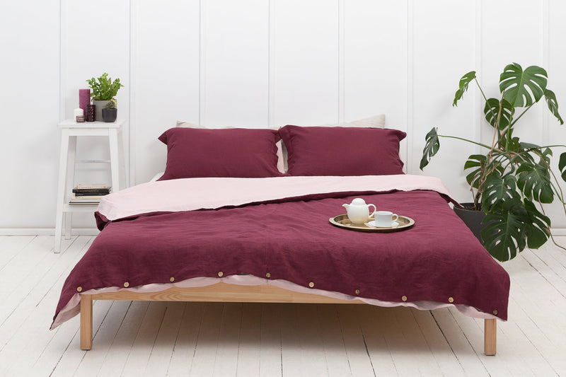 Oboustranné lněné povlečení Dark Plum & Pale Pink – výrazná elegance v jemné rovnováze