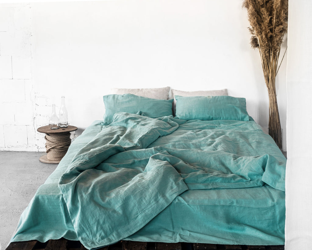 Lněné povlečení Greyish Mint se zipem – jemný skandinávský minimalismus pro klidný spánek