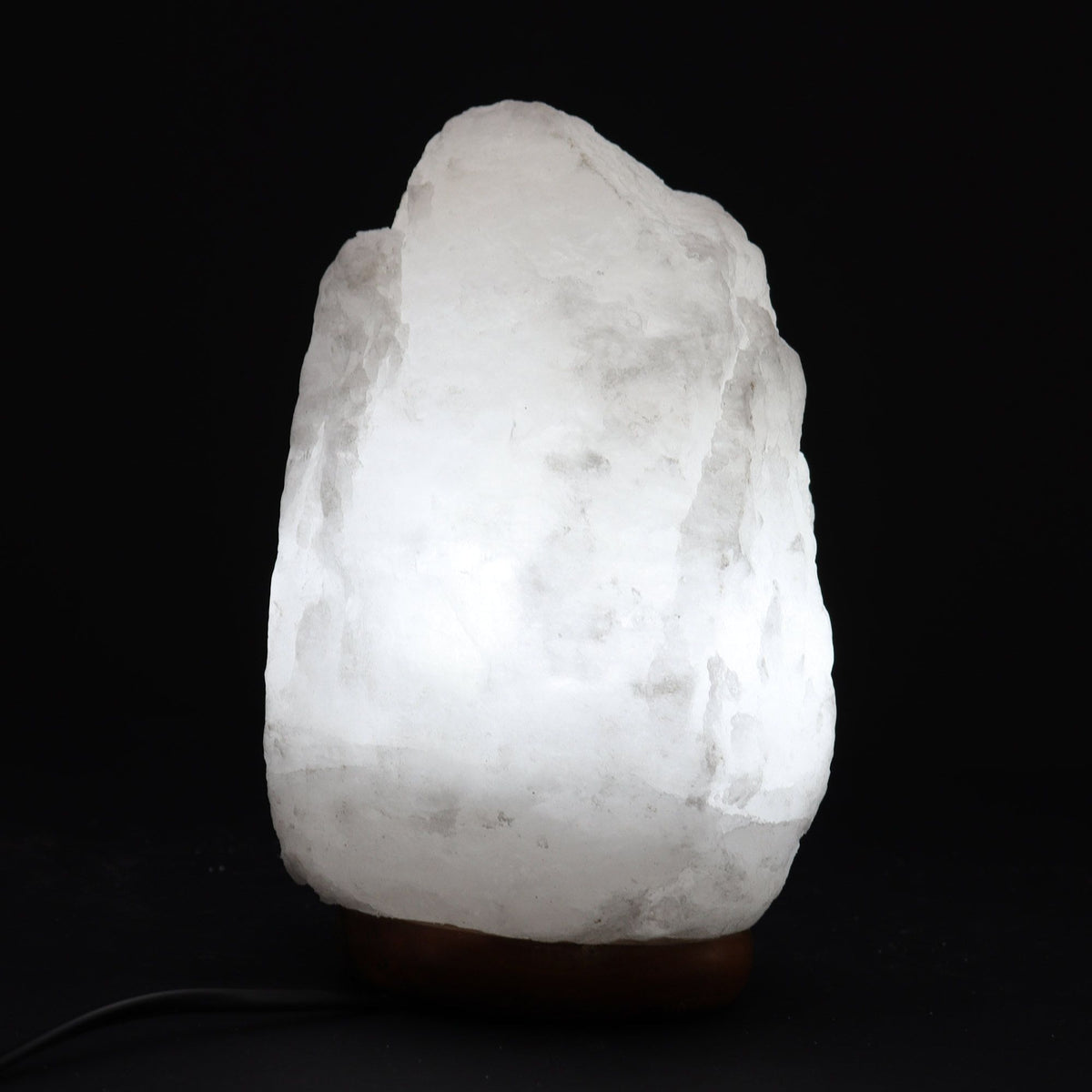 Bílá himálajská solná lampa s podstavcem – 2–3 kg