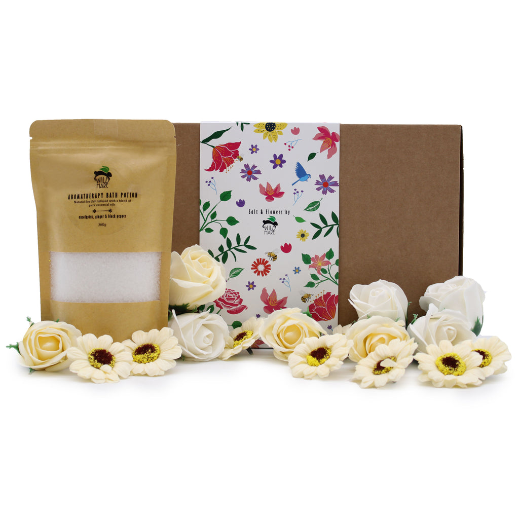 Wild Hare dárková koupelová sada Salt & Flowers – eukalyptus, zázvor & černý pepř