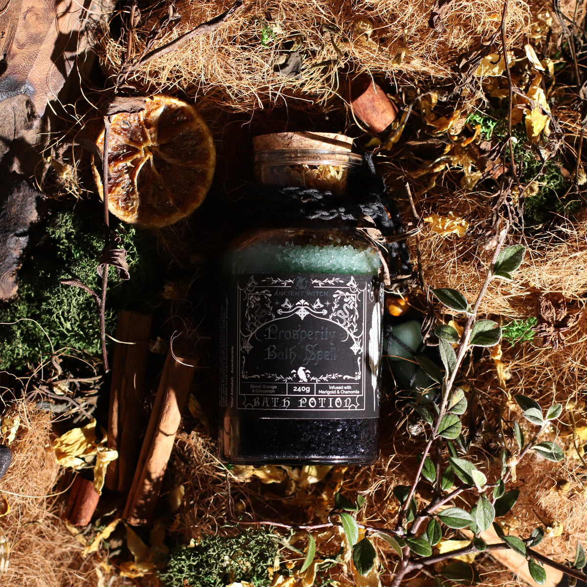 Ancient Witch – Magická koupelová sůl Prosperita s avanturínovým amuletem | Prosperity 240 g