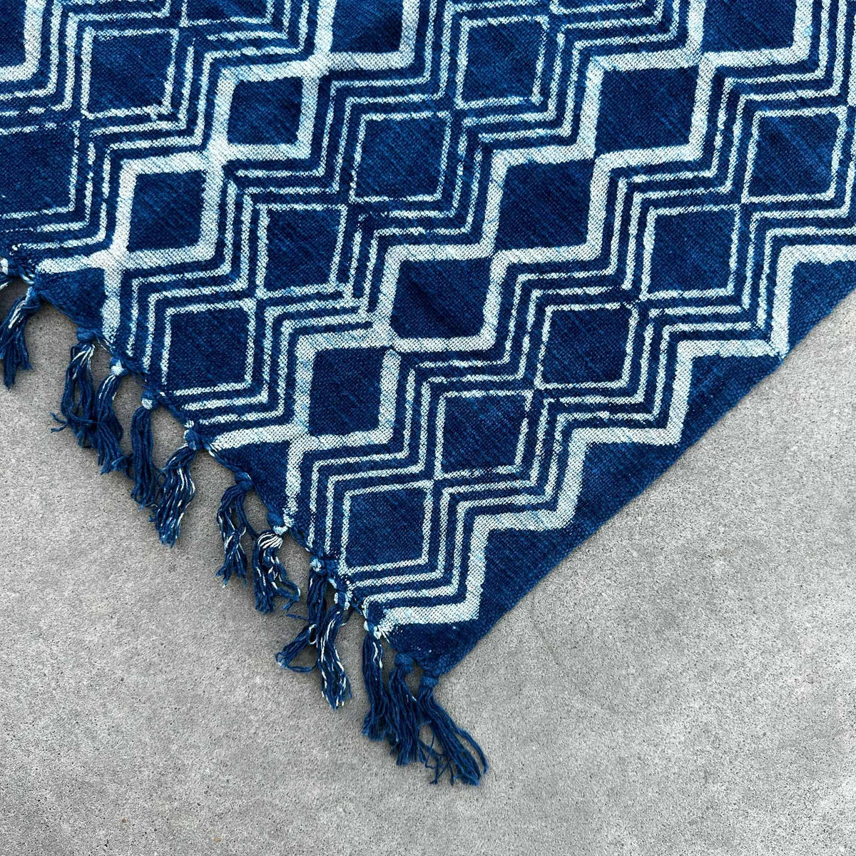 Ručně vyráběný běhoun Indigo – Heerak, 170 × 60 cm