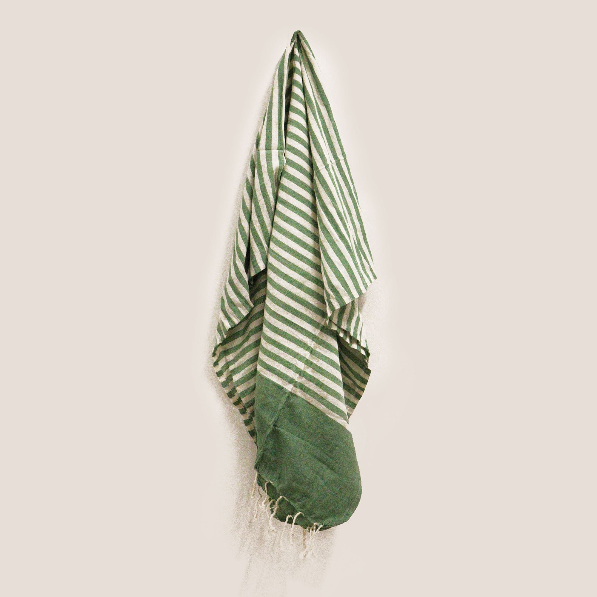 Bavlněný pareo přehoz 100 × 180 cm – Picnic Green