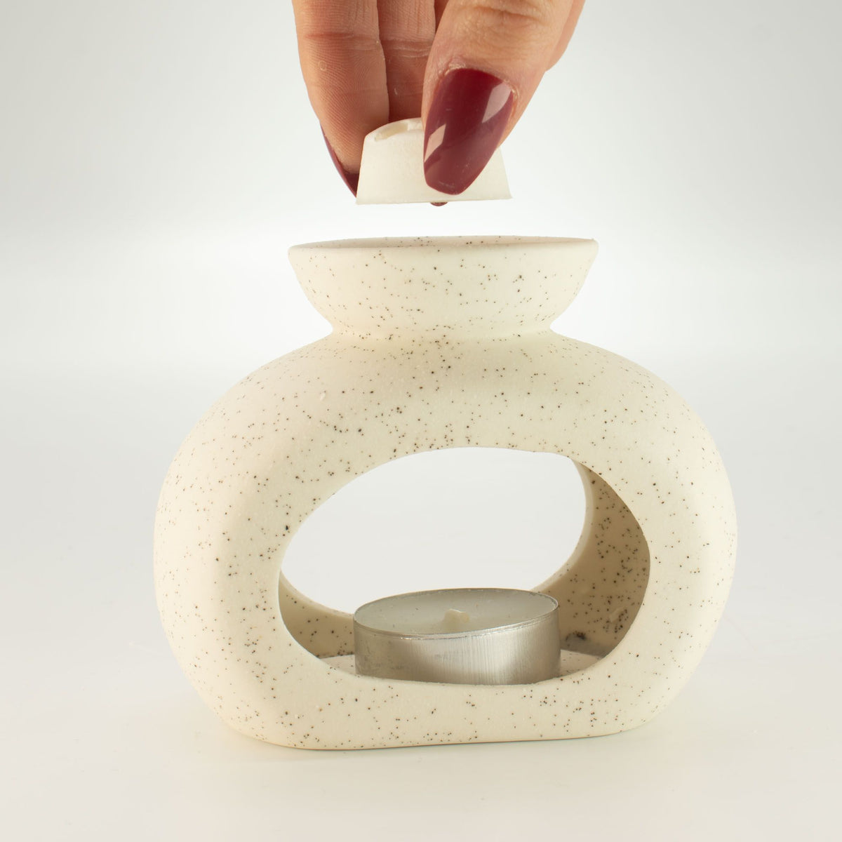 Ancient Wisdom keramická aromalampa Zen – Oval Pebble – krémově bílá