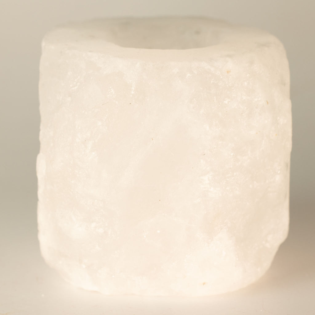 Svícen z himálajské soli – přírodní solný krystal | 600–800 g