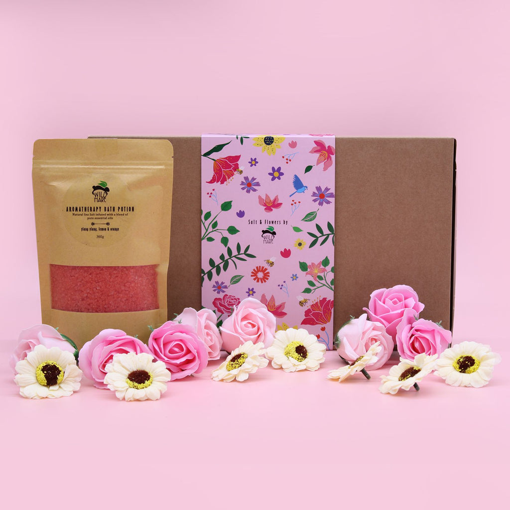 Dárková koupelová sada Salt & Flowers – Passion
