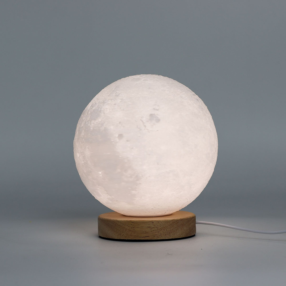 New Wave Moon – Designová lampa Měsíc s USB napájením a 3 úrovněmi jasu
