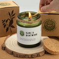 Lesní sójová svíčka s vůní mechu a praskajícím dřevěným knotem – Greenman Moss & Mist