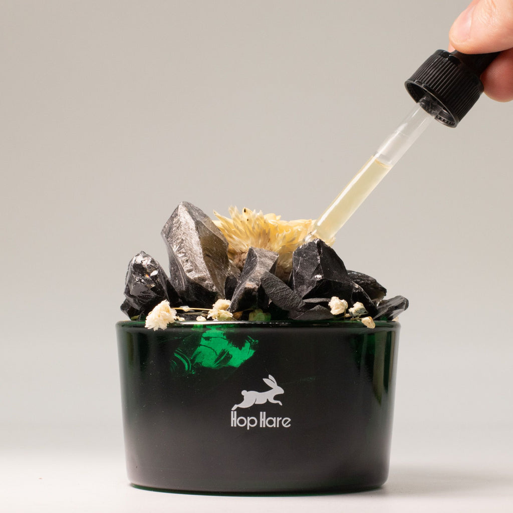 Hop Hare aroma difuzér s krystaly a květy – The Knight – Černý obsidián