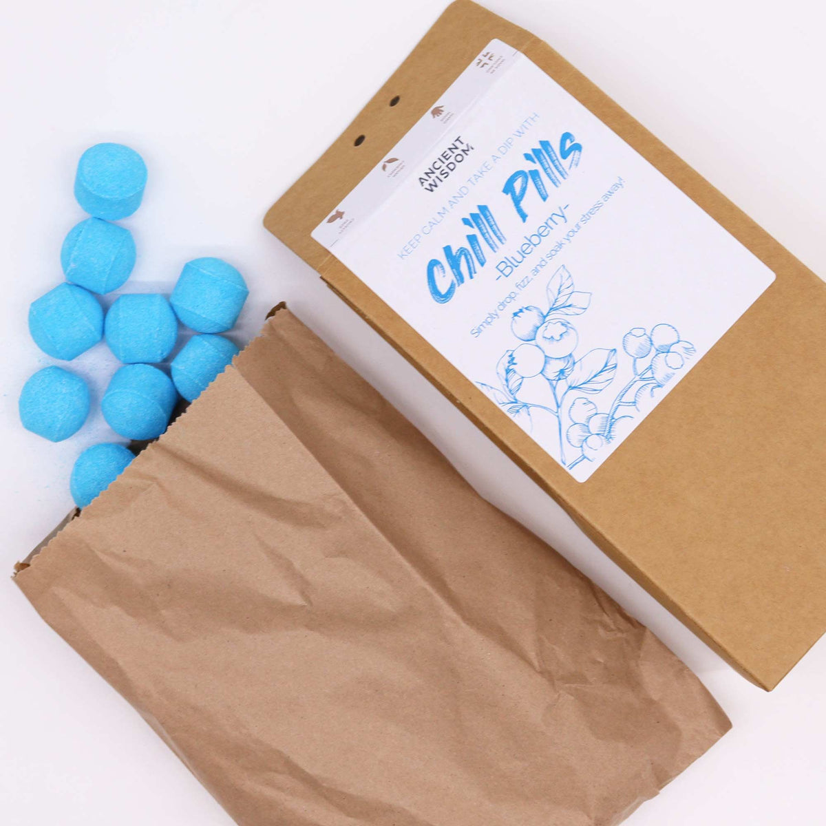 Šumivé kuličky do koupele Chill Pills – Borůvka, 350 g