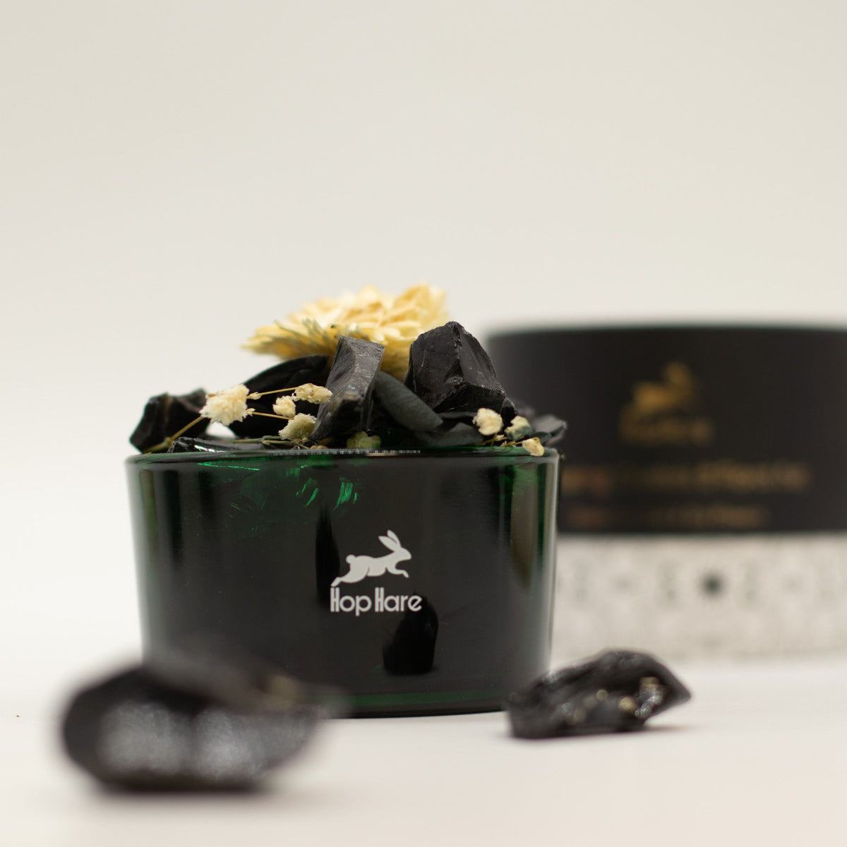 Hop Hare aroma difuzér s krystaly a květy – The Knight – Černý obsidián
