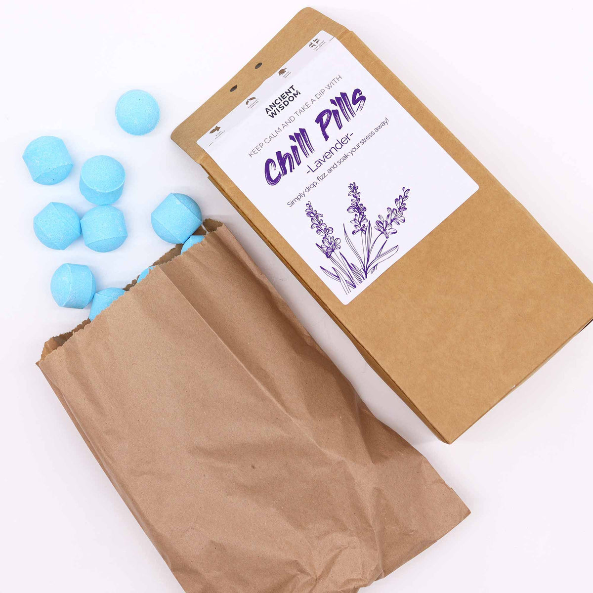 Šumivé kuličky do koupele Chill Pills – Levandule, dárkové balení 350 g