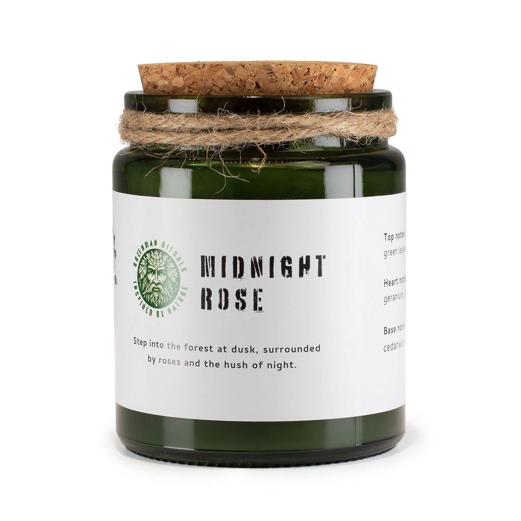 Růžová sójová svíčka s praskajícím dřevěným knotem – Greenman Midnight Rose | 26 hodin
