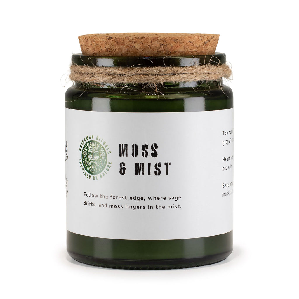 Lesní sójová svíčka s vůní mechu a praskajícím dřevěným knotem – Greenman Moss & Mist