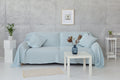 Lněný přehoz na sedačku Baby Blue – jemná elegance a přírodní pohodlí