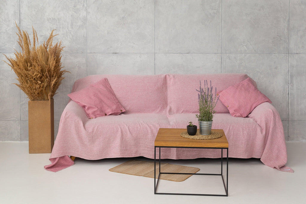 Lněný přehoz na sedačku Woodrose – elegantní ochrana a pohodlí z prémiového lnu
